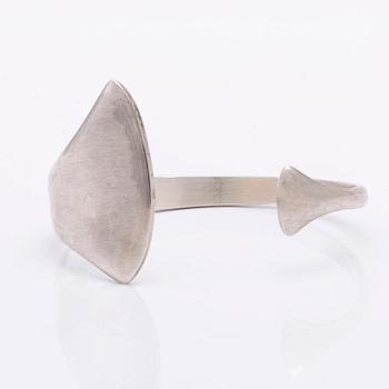 Georg Jensen bangle, sterling silver, circumference approx 16 cm, Hans Hansen.