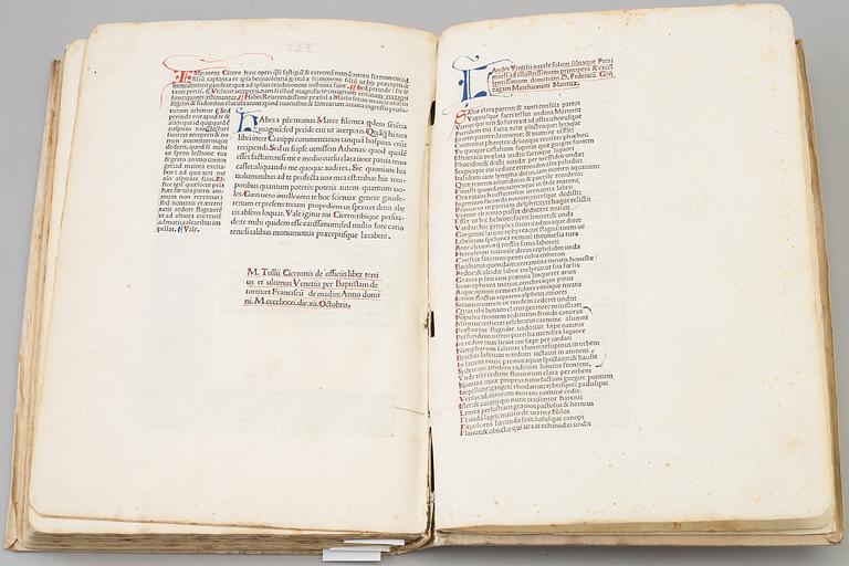 BOK, - Inkunabel, tryckt i Venedig 1481 Cicero: De Officiis.