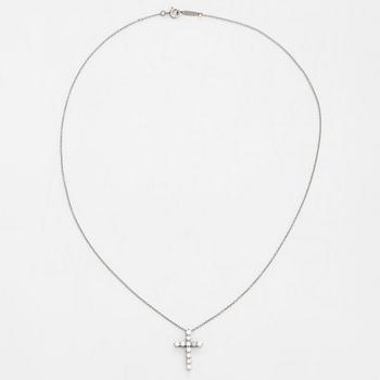 Tiffany & Co, kaulakoru, risti, platinaa ja timantteja, yht. noin 0.66 ct.