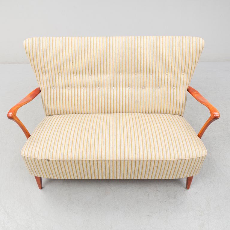 SOFFA SAMT FÅTÖLJER, ett par, 1940-/50-tal.