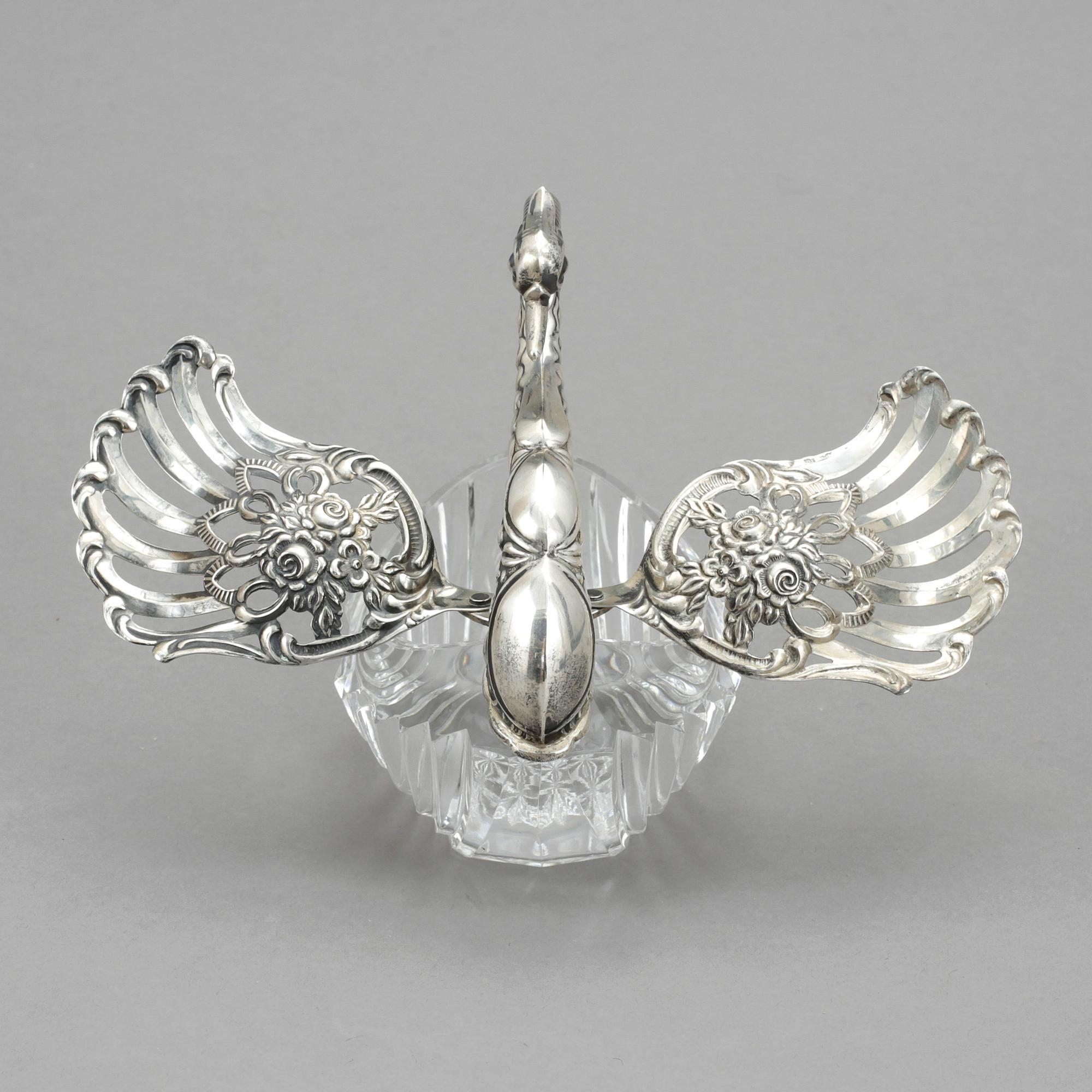 SKÅL MED SILVERMONTERING, svenska importstämplar, 1900-talets andra hälft.