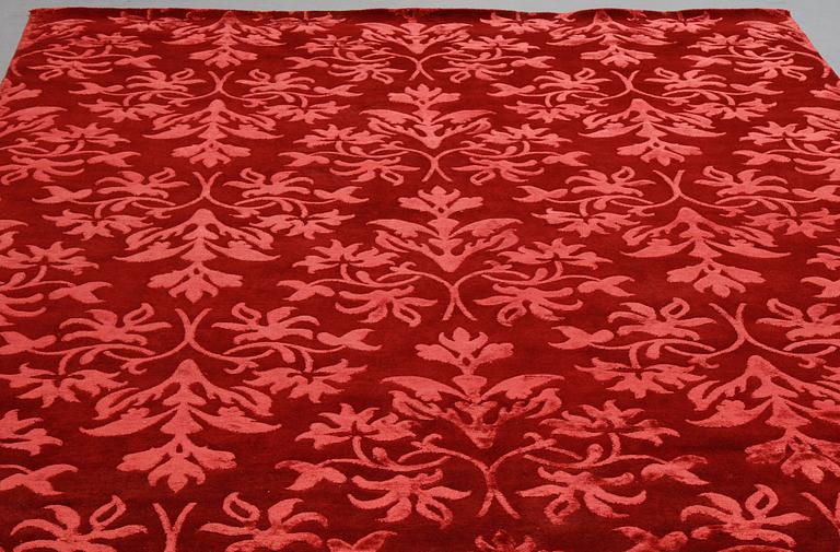 A carpet, India, wool  and  bambo  silk, ca 300 x 200 cm.
