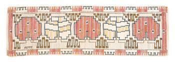 Märta Måås-Fjetterström, a textile, "Grodblad röd", flat weave, ca 27,5 x 88,5 cm, signed AB MMF.