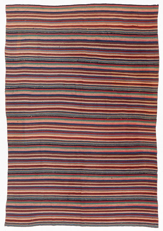 A Kelim rug, c. 270 x 180 cm.