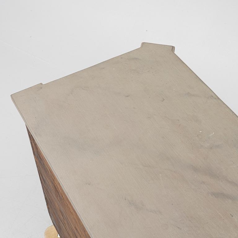 Chest of drawers, Gustavian style, 19th century.