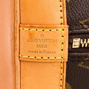 Louis Vuitton, a monogram 'Alma' handbag.
