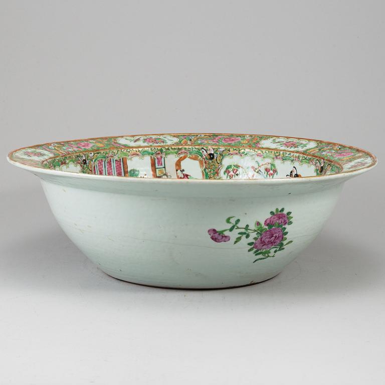 A very large famille rose Canton punch bowl, Qing dynasty, late 19th century.