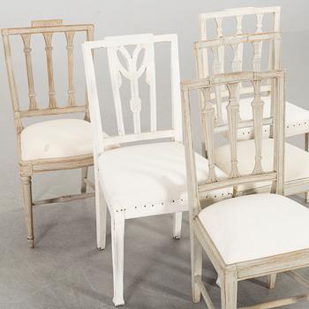 A SET OF 5 SLIGHTLY DIFFERENT LATE GUSTAVIAN SWEDISH CHAIRS, around the year 1800.