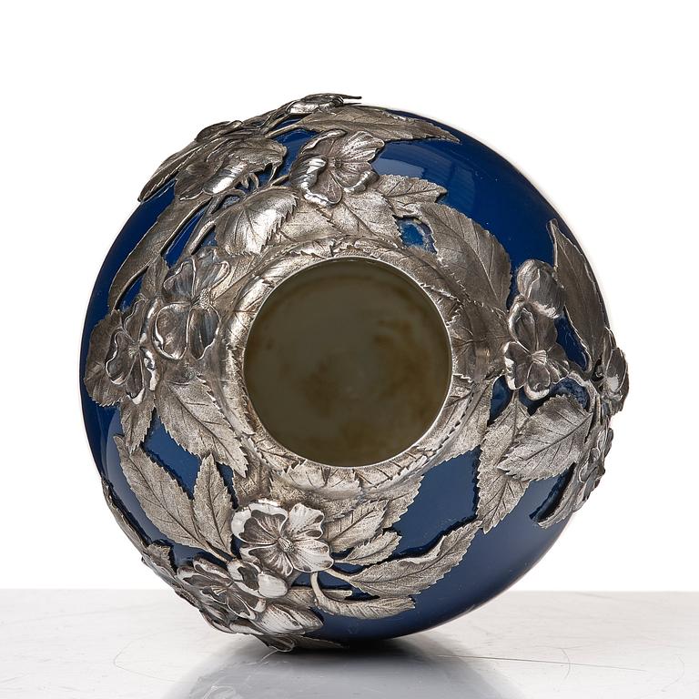 Anton Michelsen, & Royal Copenhagen, a porcelain vase with sterling silver mouth, Copenhagen 1910.