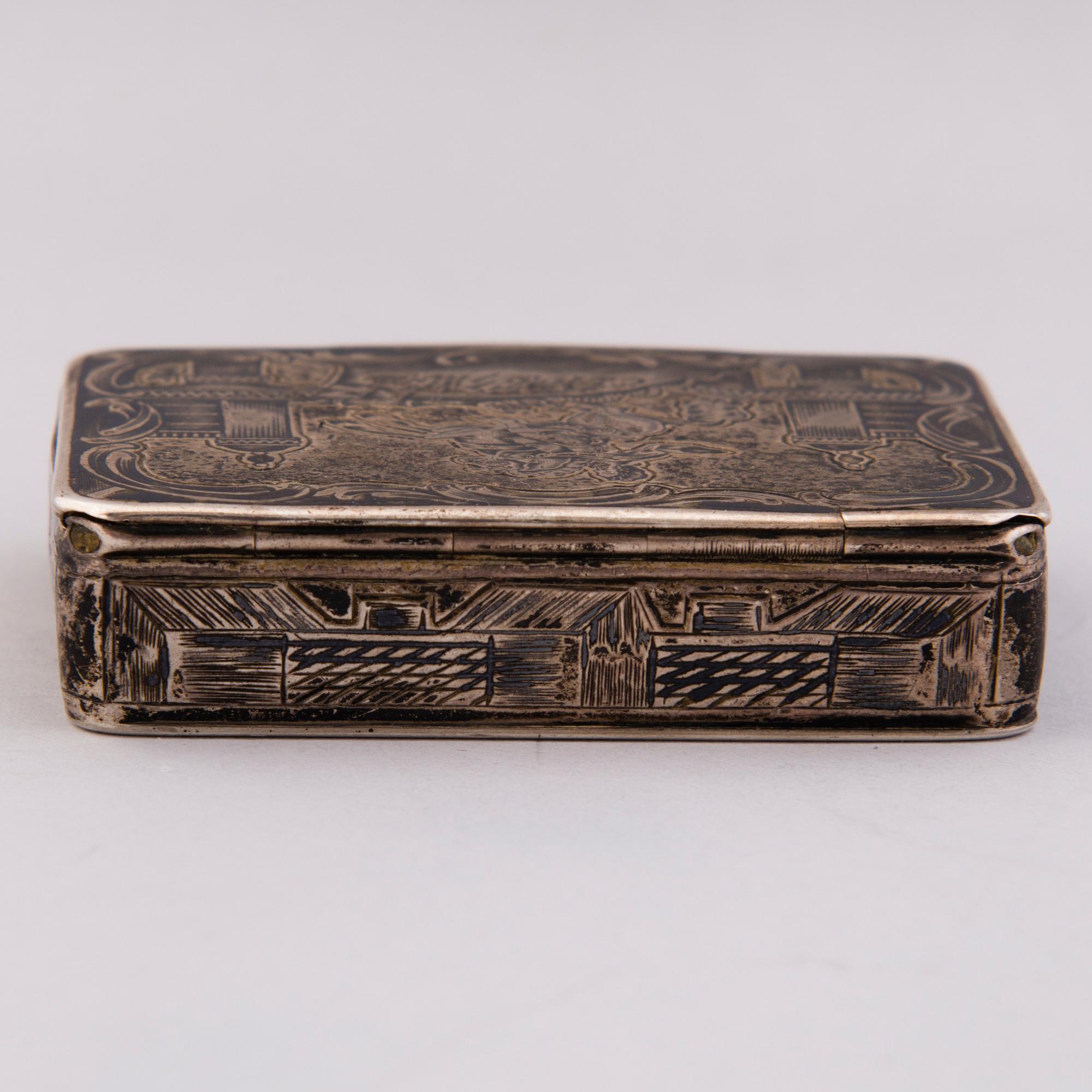 SNUFF BOX, silver with niello decoration, Moscow probably 1826, goldsmith OB.
