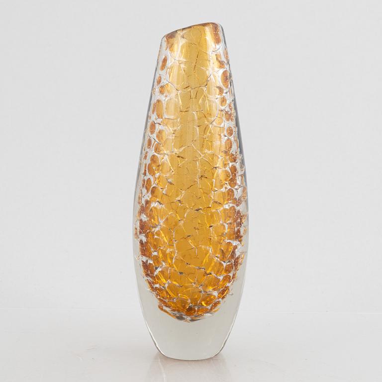 A vase, Nuutajärvi Notsjö, Finland, 1949.