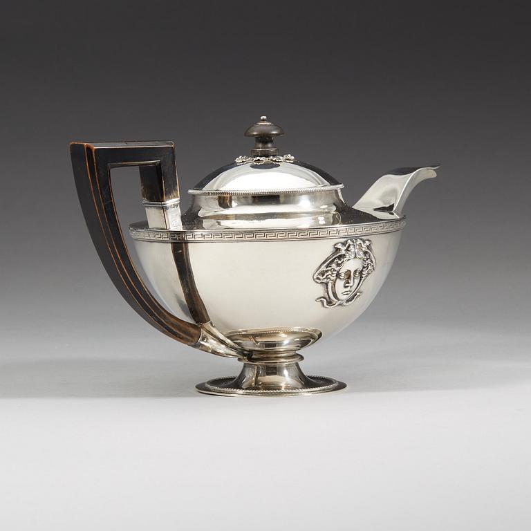 A Swedish 19th century silver tea-pot, Adolf Zethelius, Stockholm 1812.