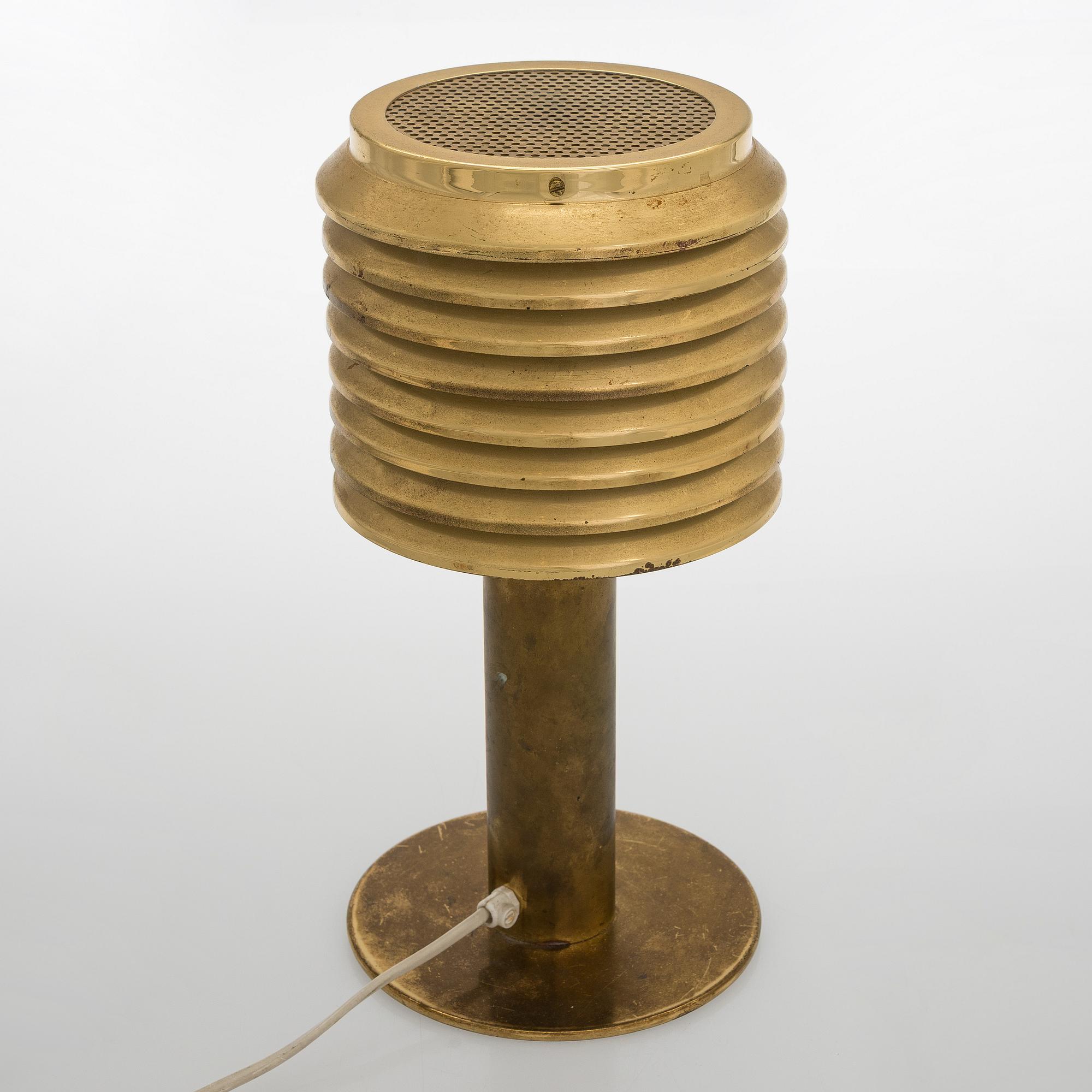 Hans-Agne Jakobsson, pöytävalaisin, malli B142,  Markaryd, 1960-70-luku.