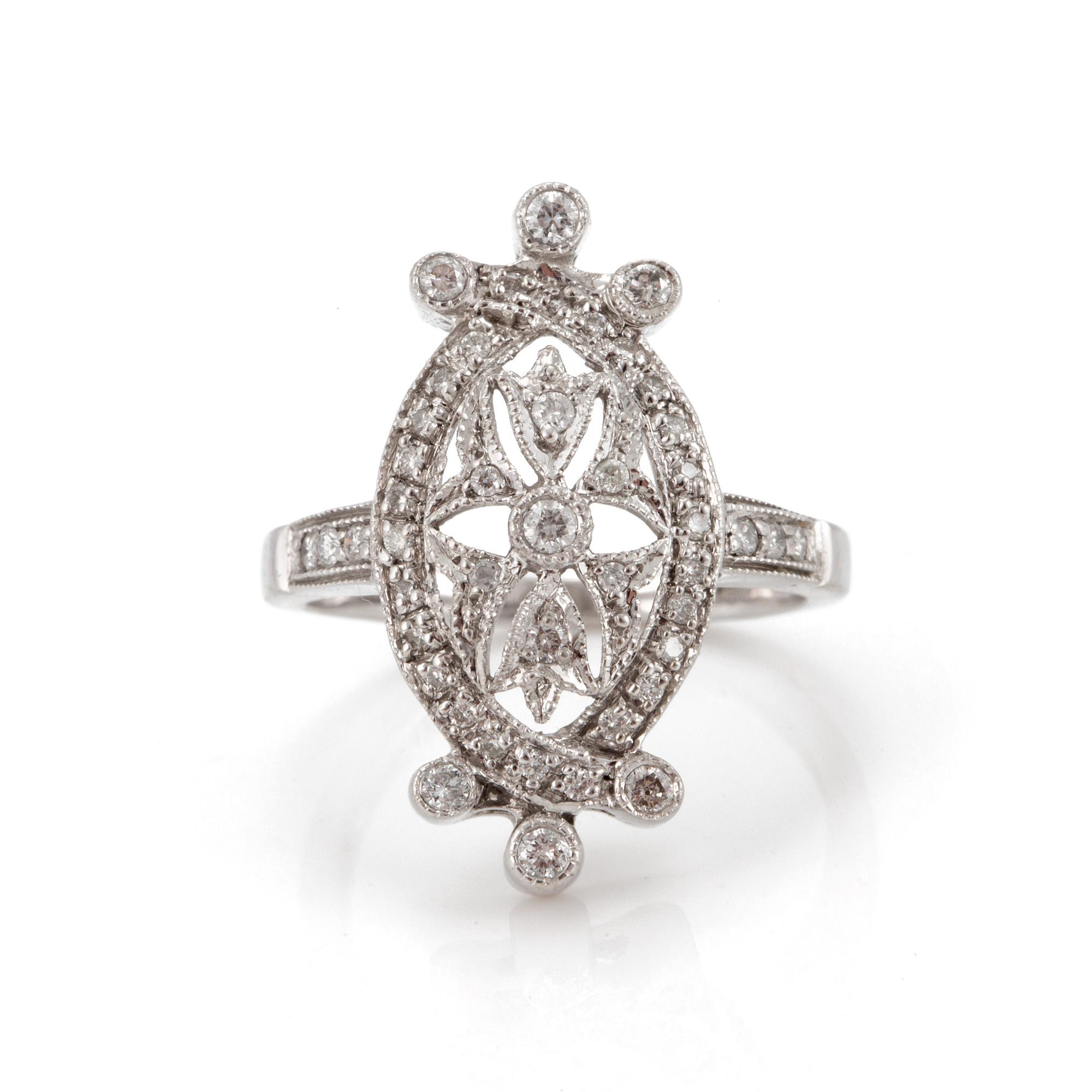 A ring set with round, brilliant-cut diamonds.