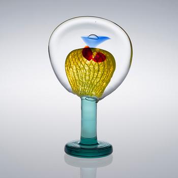 OIVA TOIKKA, A GLASS SCULPTURE. Lollipop. Signed Oiva Toikka, Nuutajärvi 2004, 72/100.