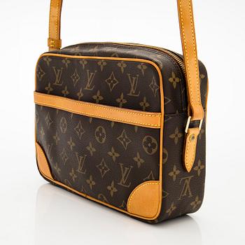Louis Vuitton, väska, "Trocadero 27".