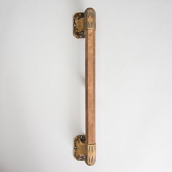 DÖRRHANDTAG, brons, Finland 1900-talets första kvartal.