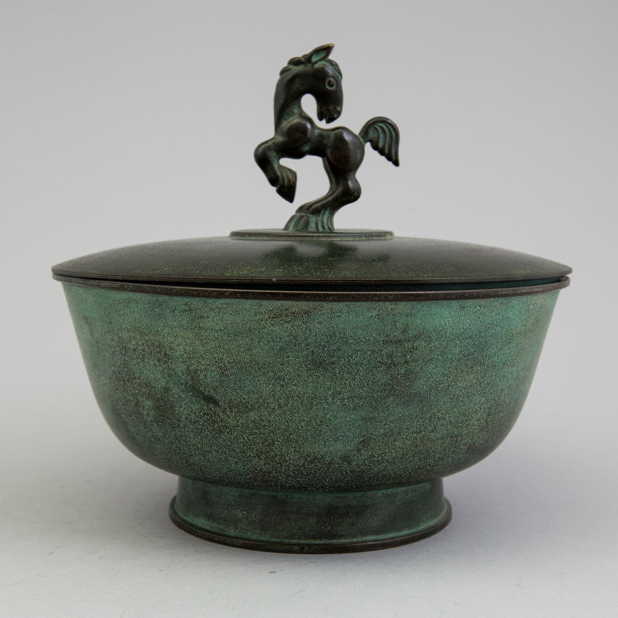 A lidded bronze bowl from Ystad Brons, 1920's/30's.