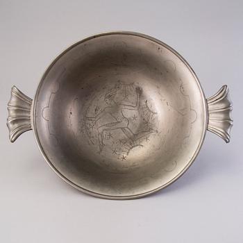 FIRMA SVENSKT TENN, A tin bowl with handles, Sweden 1920's.
