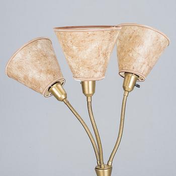 GOLVLAMPA, 1900-talets första hälft/mitt.