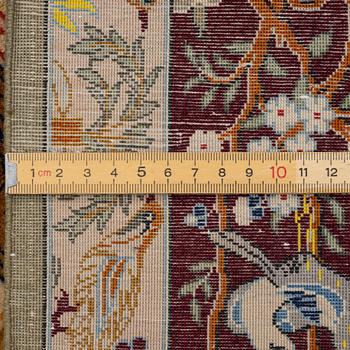 A semi-antique Isfahan rug, central persia,  177 x 108 cm.