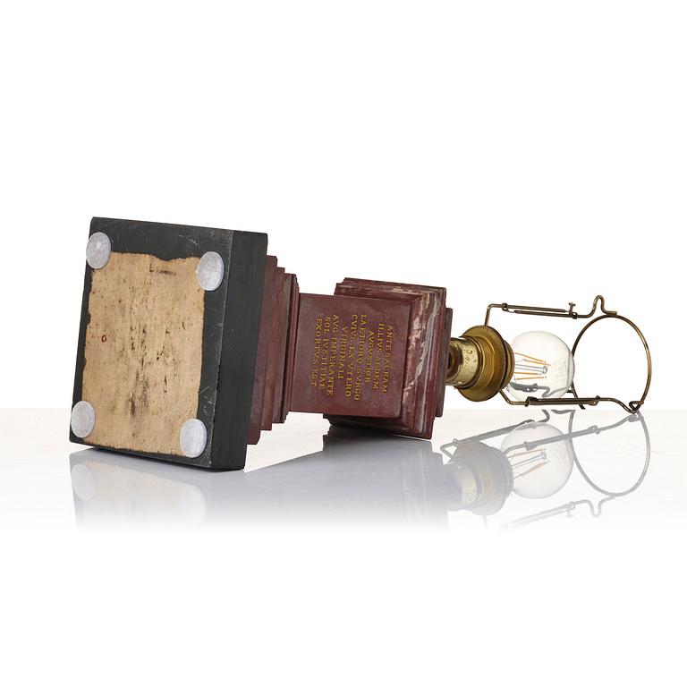 A presumably Italian marble lamp, 20th century.