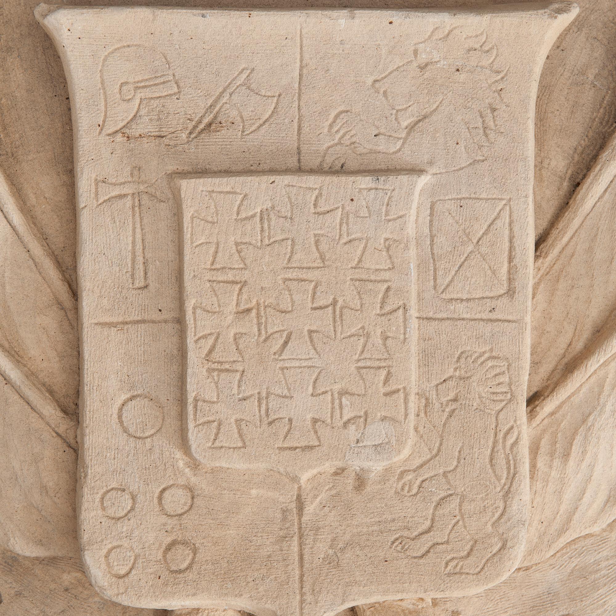 VÄGGRELIEF, kalksten, 1900-tal.