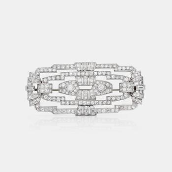 829. An Art Deco single-cut diamond brooch.