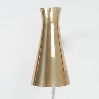 A mid-20th century 'EY 68' wall light for Itsu.