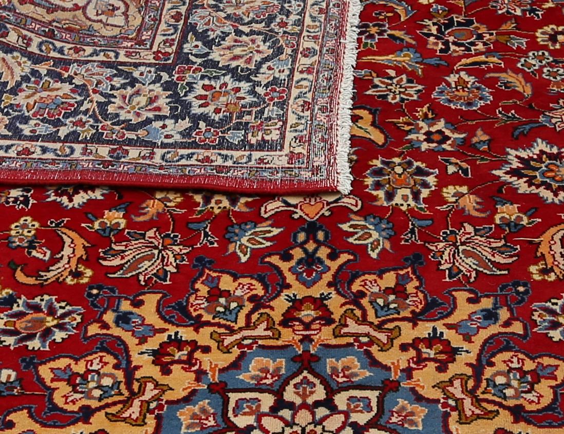 MATTA, Nadjafabad, ca 377 x 250 cm.