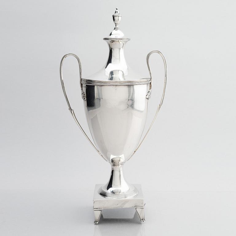 Tekök, silver, London 1788.
