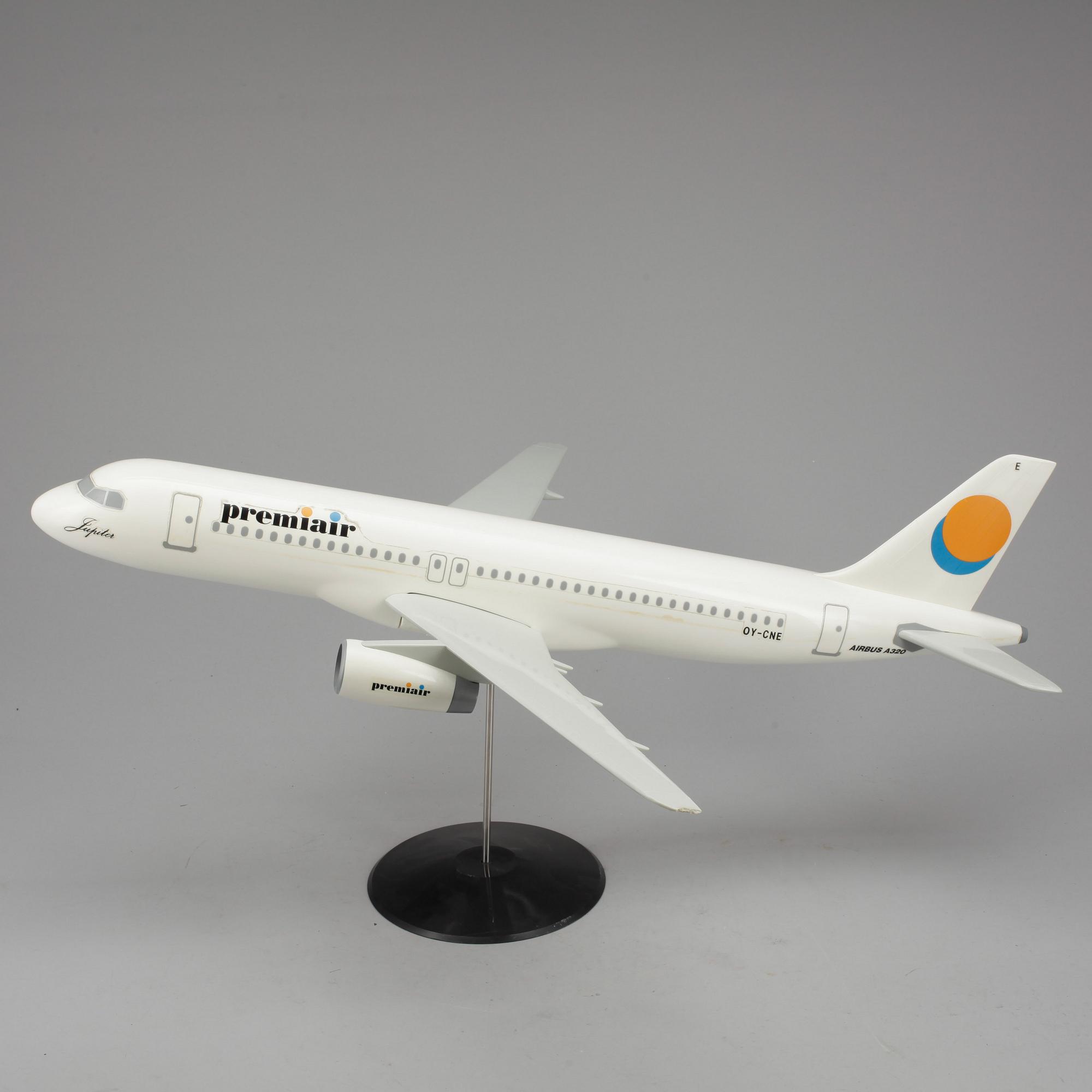 MODELLFLYGPLAN, displaymodel, Airbus A320, skala 1/50.
