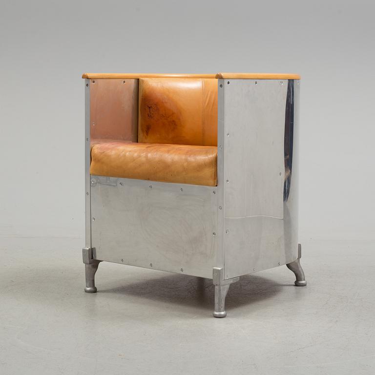 MATS THESELIUS. fåtölj, "Aluminiumfåtöljen" för Källemo, formgiven 1990.