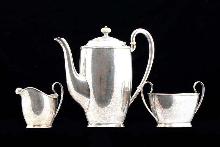 KAFFESERVIS, 3 delar, silver, Anders Nilsson, Lund 1920. Tot vikt c:a 600 g.