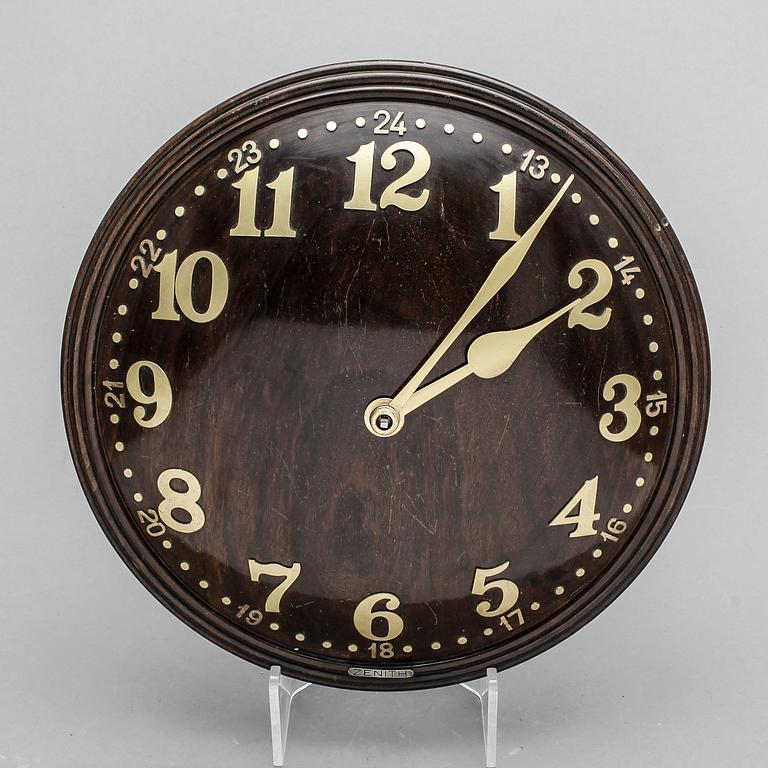 VÄGGUR, Zenith, 18-dagarsverk, 1900-talets mitt.