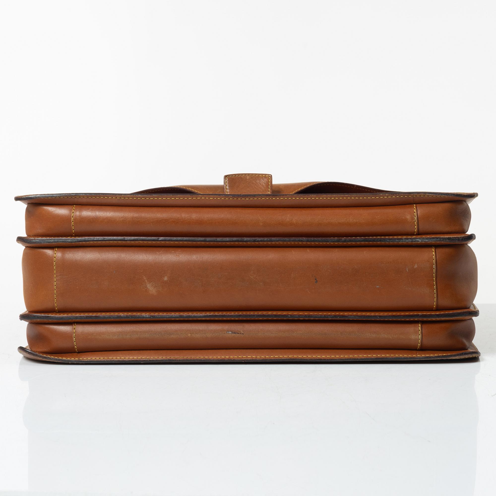 Louis Vuitton, Portfolio, "Atacama", 2003.