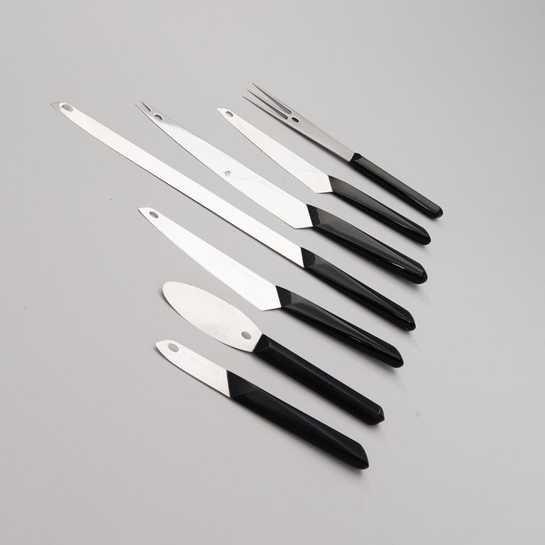 A seven piece utensils set 'Finnpoints' for Hackman / Sorsakoski factories, Finland 1960s.