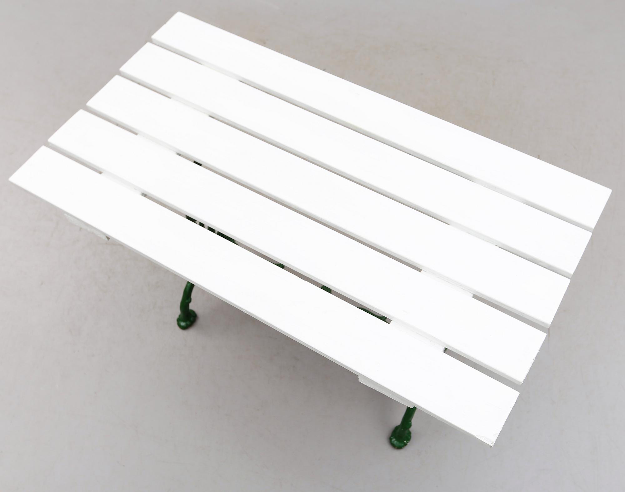 TRÄDGÅRDSBORD, 1900-talets första hälft.