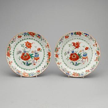 TALLRIKAR, 4 st, porslin, Kina, Qianlong (1736-1795).