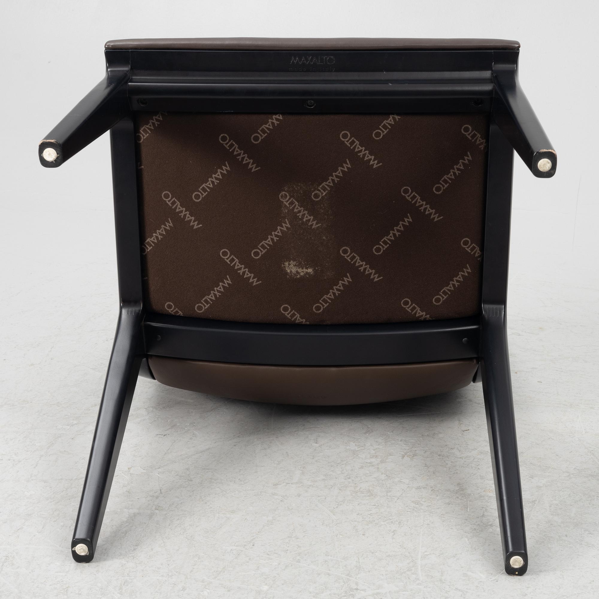 Antonio Citterio, a pair of Acanto Chairs', Maxalto.