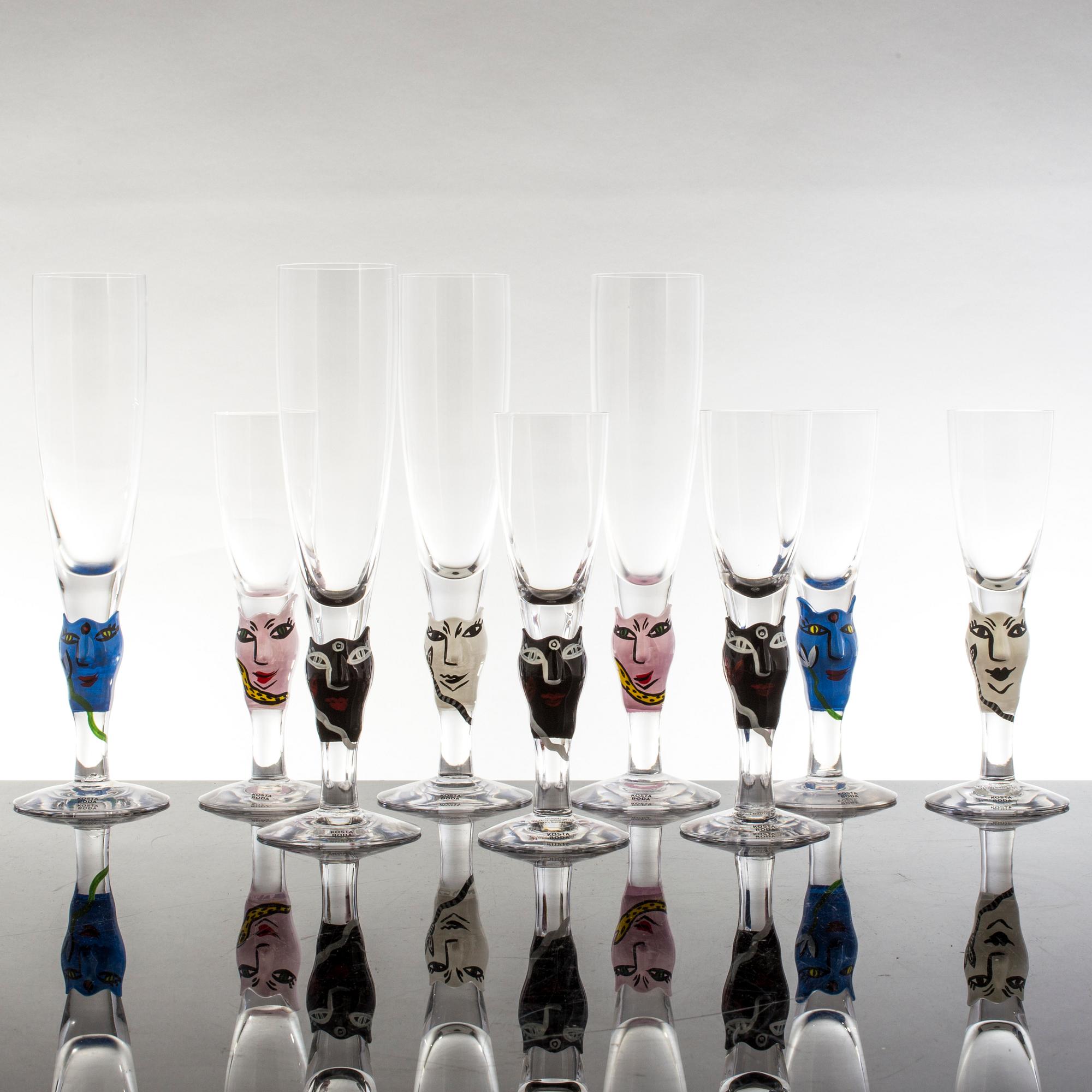 ULRICA HYDMAN-VALLIEN, glas, 9 st, 'Open minds', snaps och champagne glas för Kosta Boda.
