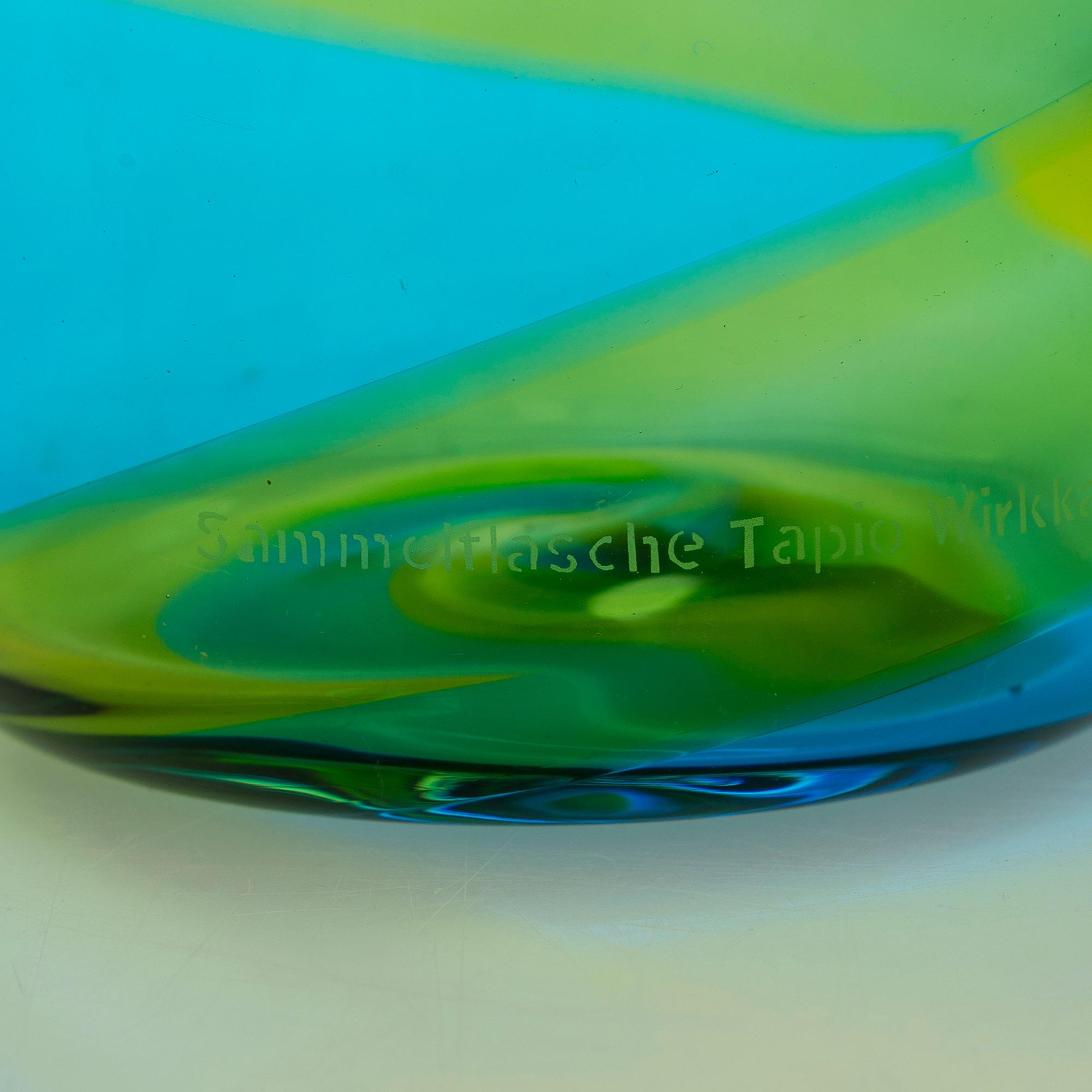 Tapio Wirkkala, A 'Coreano' glass carafe for Rosenthal 1979.