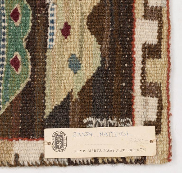 TEXTILES, 2 pieces. "Nattviol", flat weave. 42,5 x 39 cm, signed AB MMF. "Grön kvist med rött", tapestry weave 58,5 x 45,5. signed BN.