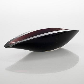 Kaj Franck, a 'Willow Leaf' Glass Bowl, signed K Franck Nuutajärvi Notsjö -57.