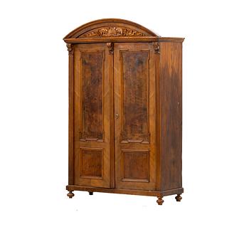 Klädskåp, barock-stil, 1900-talets första hälft.