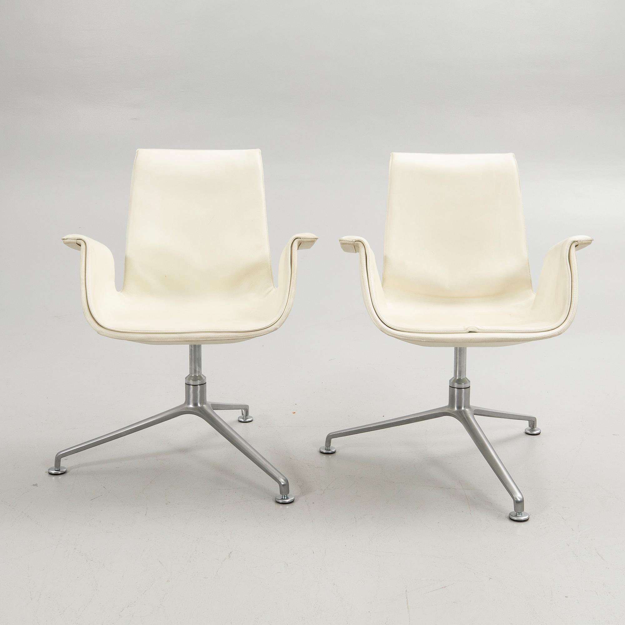 Preben Fabricius & Jørgen Kastholm, Chairs, a pair, "Tulip 6727", Walter Knoll, 20th century.