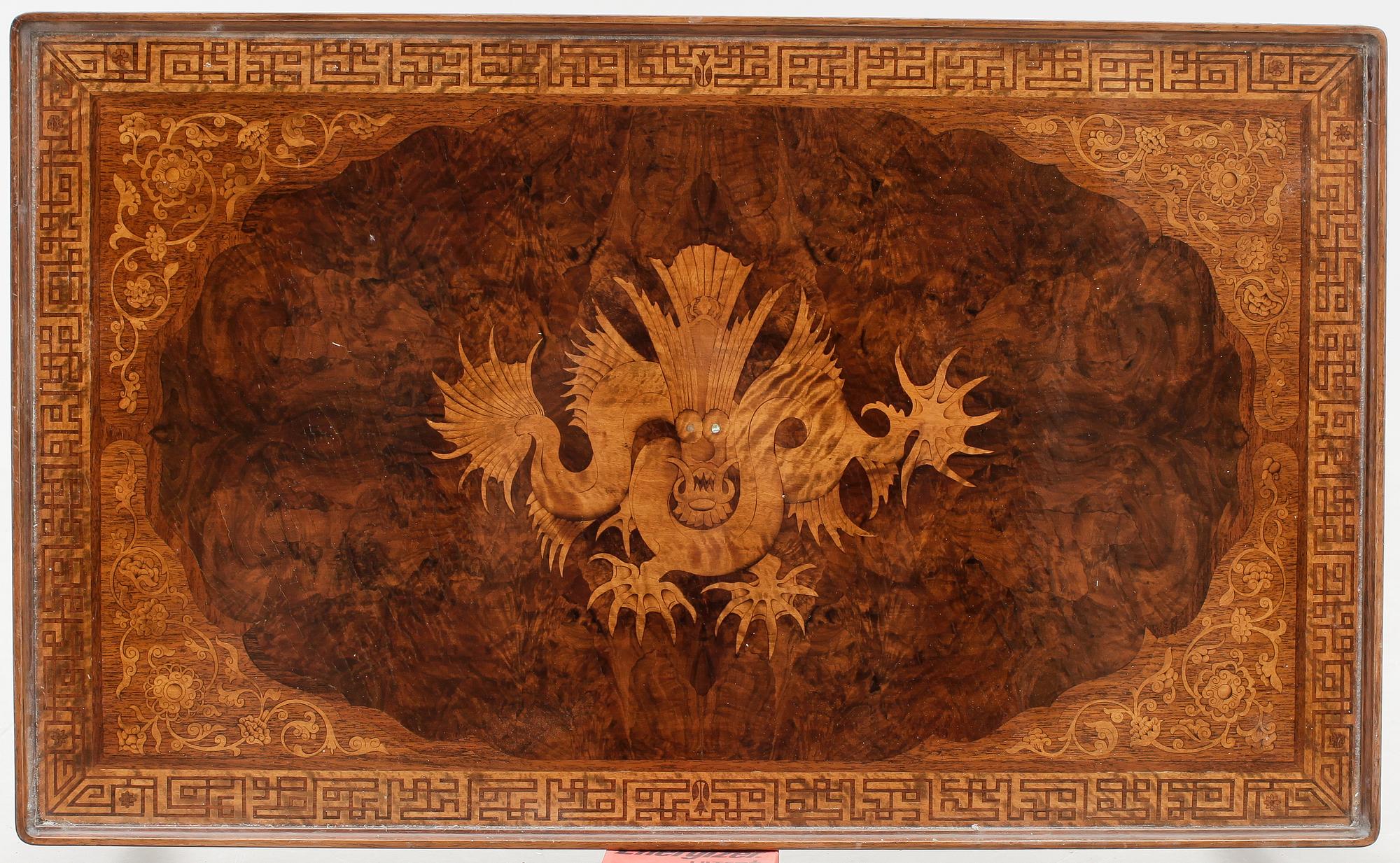 SOFFBORD, Kinesiserande stil, 1900-tal.