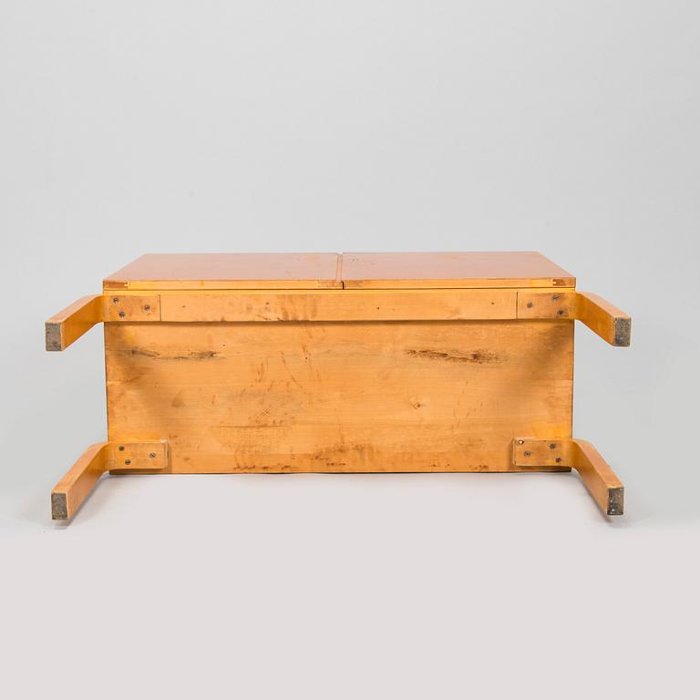 Alvar Aalto, mid-20th century '810' cabinet and a 
'69'chair Oy Huonekalu- ja Rakennustyötehdas Ab.