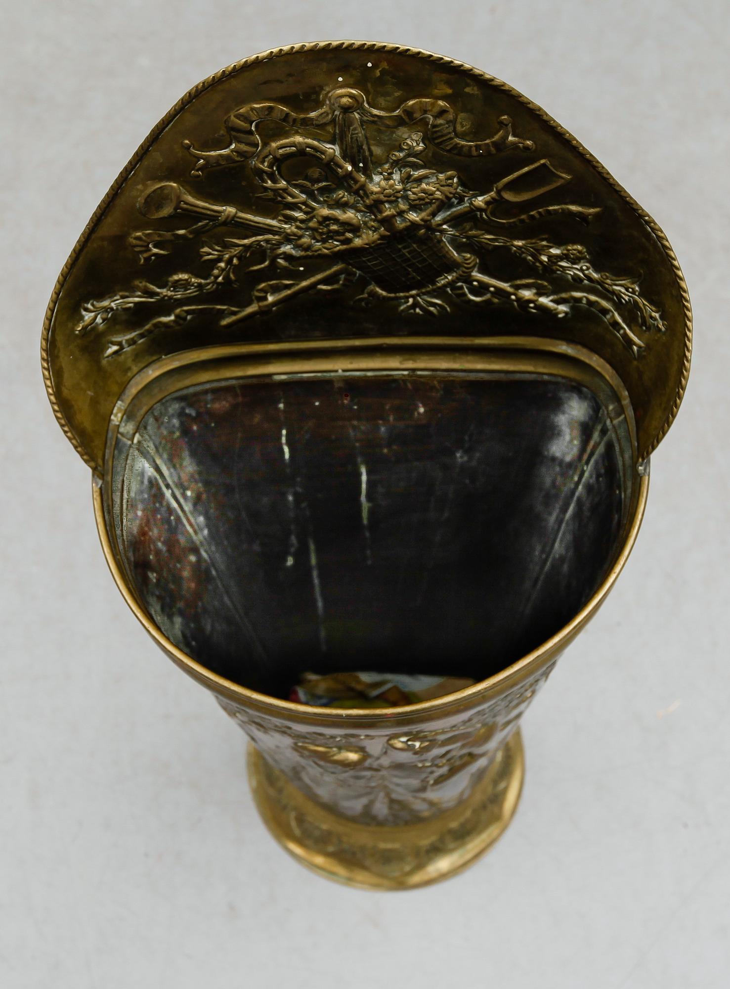 PARAPLYSTÄLL, mässing, 1800-talets andra hälft.