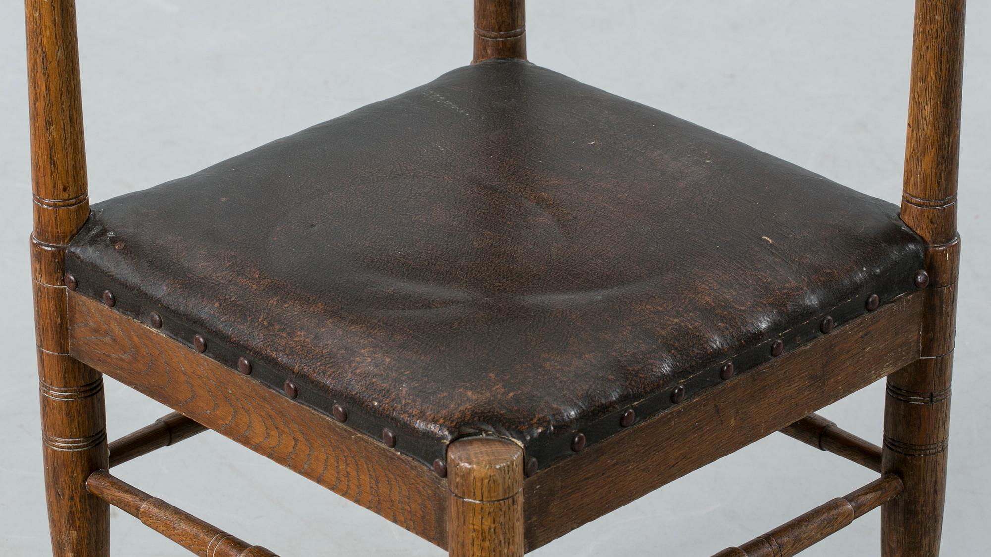 PUDERSTOL, omkring 1900.